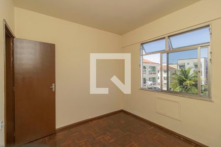 Quarto 1 de apartamento para alugar com 2 quartos, 75m² em Olaria, Rio de Janeiro