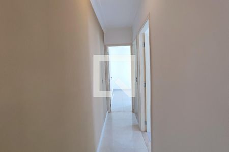 Corredor de apartamento à venda com 2 quartos, 55m² em Vila Progresso, Campinas