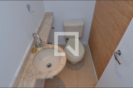 Lavabo de apartamento para alugar com 3 quartos, 106m² em Barra da Tijuca, Rio de Janeiro