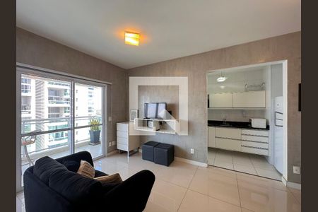 Sala de kitnet/studio para alugar com 0 quarto, 45m² em Campo Belo, São Paulo