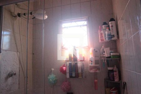 Banheiro de casa à venda com 2 quartos, 79m² em Conjunto Habitacional Vila Santana (sousas), Campinas