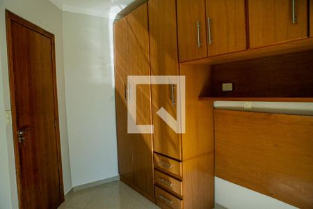 Quarto 1 de apartamento para alugar com 2 quartos, 51m² em Jardim Silvana, Santo André