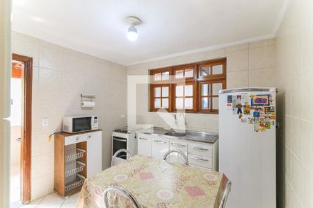 Casa à venda com 63m², 2 quartos e 2 vagas Casa à venda com 63m², 2 quartos e 2 vagasCozinha