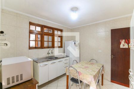 Casa à venda com 63m², 2 quartos e 2 vagas Casa à venda com 63m², 2 quartos e 2 vagasCozinha