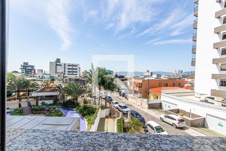 Vista da Sala de apartamento para alugar com 1 quarto, 45m² em Barreiros, São José