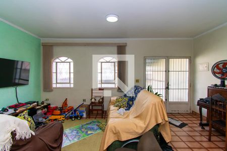 Sala de casa à venda com 3 quartos, 200m² em Jd Nice, São Paulo