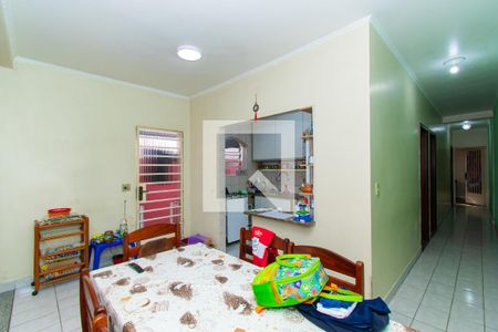 Sala de Jantar de casa à venda com 3 quartos, 200m² em Jd Nice, São Paulo