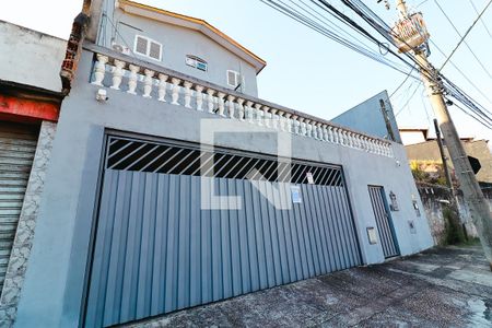 Casa à venda com 530m², 4 quartos e 4 vagas Casa à venda com 530m², 4 quartos e 4 vagasFachada