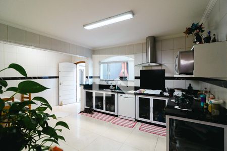 Casa à venda com 530m², 4 quartos e 4 vagas Casa à venda com 530m², 4 quartos e 4 vagasCozinha