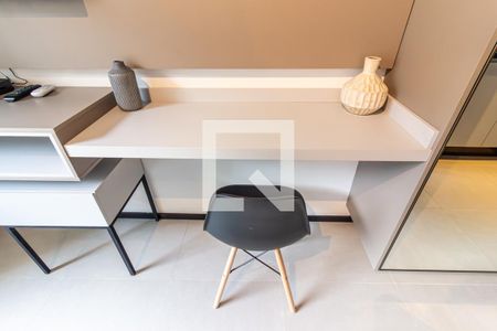 Studio - Detalhe Mesa de kitnet/studio para alugar com 1 quarto, 23m² em Consolação, São Paulo