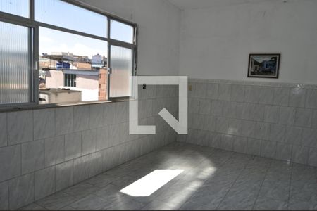 Sala de apartamento para alugar com 2 quartos, 67m² em Piedade, Rio de Janeiro