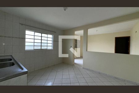 Casa para alugar com 100m², 2 quartos e 10 vagas Casa para alugar com 100m², 2 quartos e 10 vagasCozinha