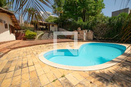 Casa para alugar com 408m², 4 quartos e 4 vagas Casa para alugar com 408m², 4 quartos e 4 vagasÁrea comum