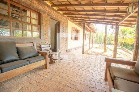 Casa para alugar com 408m², 4 quartos e 4 vagas Casa para alugar com 408m², 4 quartos e 4 vagasÁrea comum