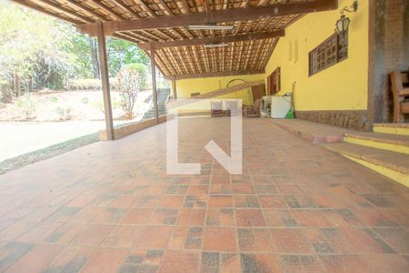 Casa para alugar com 408m², 4 quartos e 4 vagas Casa para alugar com 408m², 4 quartos e 4 vagasÁrea comum