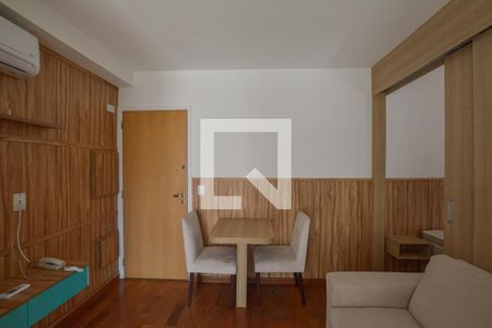 Sala de kitnet/studio para alugar com 1 quarto, 35m² em Vila Mariana, São Paulo