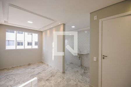 Sala de apartamento para alugar com 2 quartos, 42m² em Jardim Maria Duarte, São Paulo