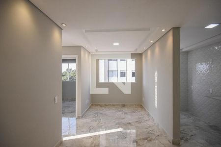 Sala de apartamento para alugar com 2 quartos, 42m² em Jardim Maria Duarte, São Paulo