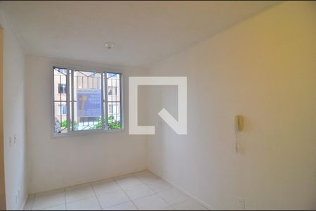 Sala de apartamento à venda com 2 quartos, 47m² em Bairro Fátima, Canoas