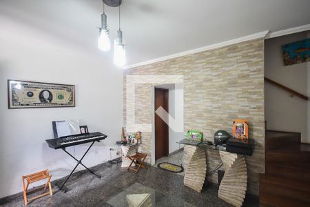 Sala de casa para alugar com 3 quartos, 70m² em Vila Pirajussara, São Paulo