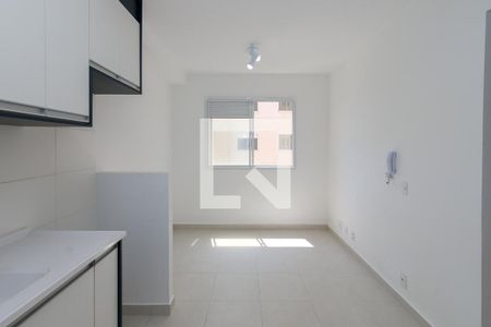 Sala/ Cozinha de apartamento para alugar com 2 quartos, 37m² em Vila Socorro, São Paulo