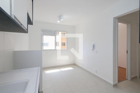 Sala/ Cozinha de apartamento para alugar com 2 quartos, 37m² em Vila Socorro, São Paulo