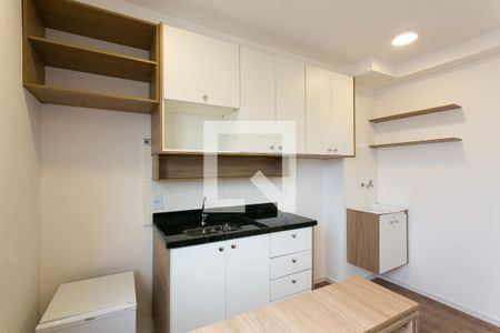 Cozinha e Área de Serviço de apartamento à venda com 1 quarto, 27m² em Vila Esperança, São Paulo