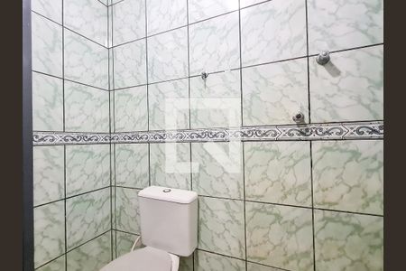 Banheiro de apartamento para alugar com 1 quarto, 54m² em Jardim Leopoldina, Porto Alegre
