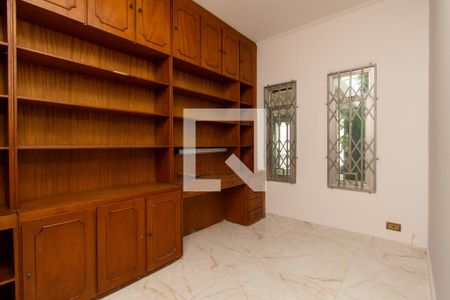 Sala de TV de casa para alugar com 3 quartos, 390m² em Vila Rosália, Guarulhos