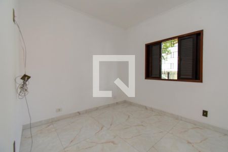 Quarto 1 de casa para alugar com 3 quartos, 390m² em Vila Rosália, Guarulhos