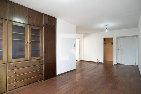 Apartamento à venda com 117m², 2 quartos e 1 vagaSala