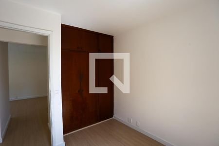 Quarto 1 de apartamento para alugar com 2 quartos, 56m² em Jardim Monte Kemel, São Paulo