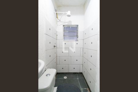Banheiro da Suíte Detalhe de kitnet/studio para alugar com 1 quarto, 28m² em Vila Campestre, São Paulo