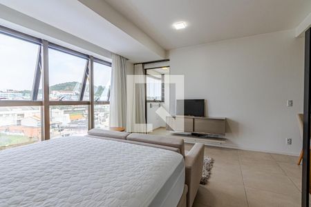 Quarto de apartamento para alugar com 1 quarto, 44m² em Coqueiros, Florianópolis