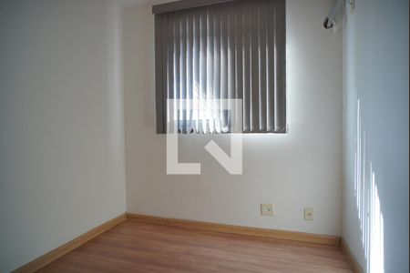 Quarto  1 de apartamento à venda com 2 quartos, 41m² em Protásio Alves, Porto Alegre