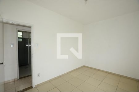 Quarto 1 de apartamento para alugar com 2 quartos, 55m² em Madureira, Rio de Janeiro