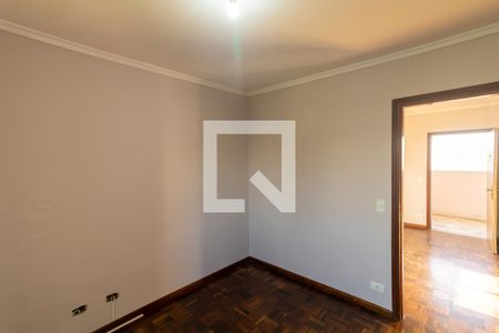 Quarto 1 de apartamento para alugar com 2 quartos, 50m² em Vila Marieta, São Paulo