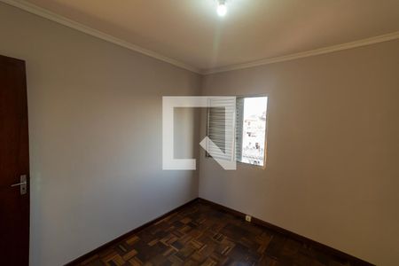 Quarto 1 de apartamento para alugar com 2 quartos, 50m² em Vila Marieta, São Paulo