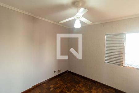 Quarto 2 de apartamento para alugar com 2 quartos, 50m² em Vila Marieta, São Paulo