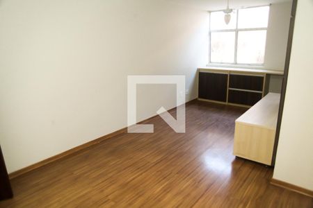 Sala de apartamento para alugar com 2 quartos, 60m² em Núcleo Bandeirante, Brasília