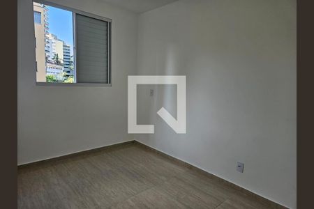 Quarto 1 de apartamento para alugar com 2 quartos, 48m² em Jardim Ampliação, São Paulo