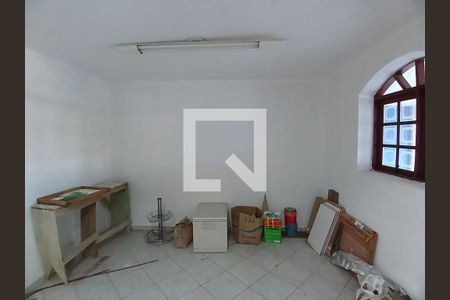 Casa à venda com 320m², 3 quartos e 10 vagas Casa à venda com 320m², 3 quartos e 10 vagasQuarto