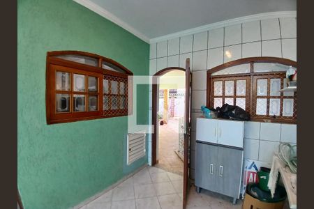 Casa à venda com 320m², 3 quartos e 10 vagas Casa à venda com 320m², 3 quartos e 10 vagasÁrea de Serviço