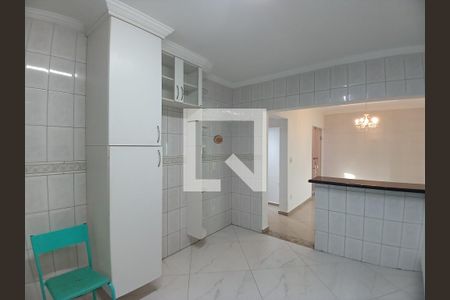 Casa à venda com 320m², 3 quartos e 10 vagas Casa à venda com 320m², 3 quartos e 10 vagasCozinha