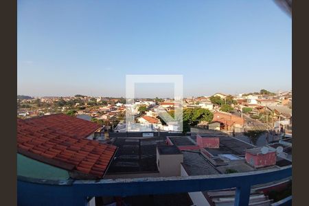 Casa à venda com 320m², 3 quartos e 10 vagas Casa à venda com 320m², 3 quartos e 10 vagasVista