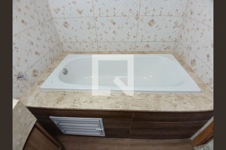 Casa à venda com 320m², 3 quartos e 10 vagas Casa à venda com 320m², 3 quartos e 10 vagasSuíte