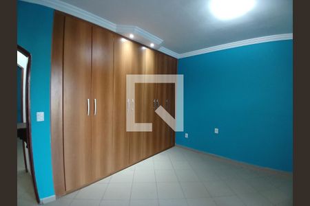 Casa à venda com 320m², 3 quartos e 10 vagas Casa à venda com 320m², 3 quartos e 10 vagasQuarto 2