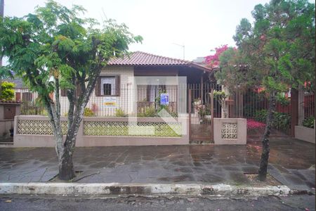 Fachada de casa à venda com 3 quartos, 75m² em Rio Branco, Novo Hamburgo