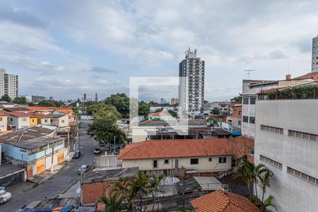 Vista Quarto 1 de apartamento para alugar com 2 quartos, 60m² em Parque Sao Domingos, São Paulo