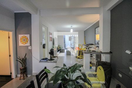 Sala de casa à venda com 4 quartos, 200m² em Cambuci, São Paulo